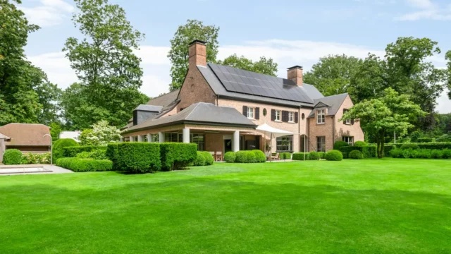 8d741c60-4046-11ef-80a6-713152d3a2f7