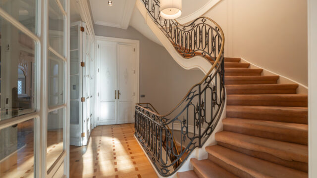 9a206177801e4960a683891ab41df066